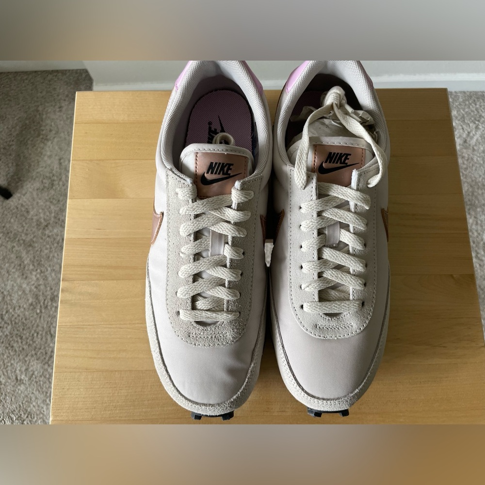 New Nike‎ Women's Daybreak Orewood Bronze Sneakers